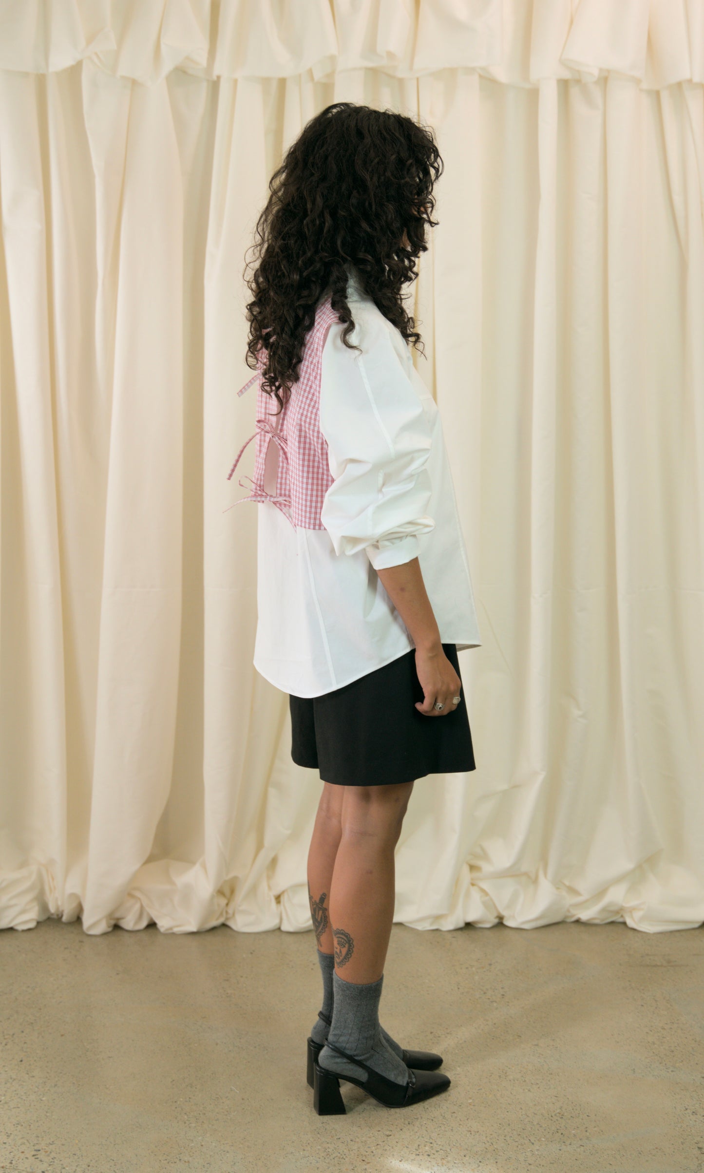 Staple Shirt in White w/Pink Check